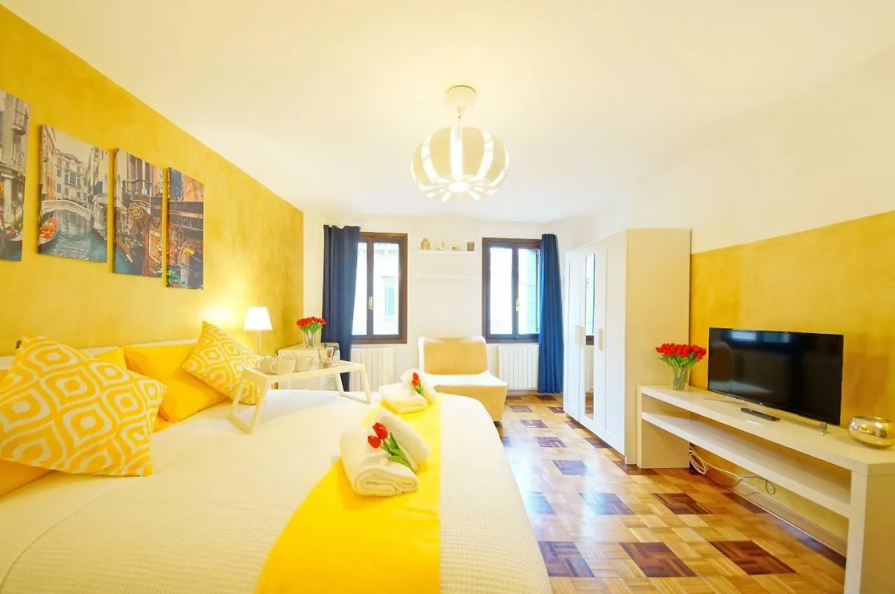 Calle Dei Fabbri Apartment Venice