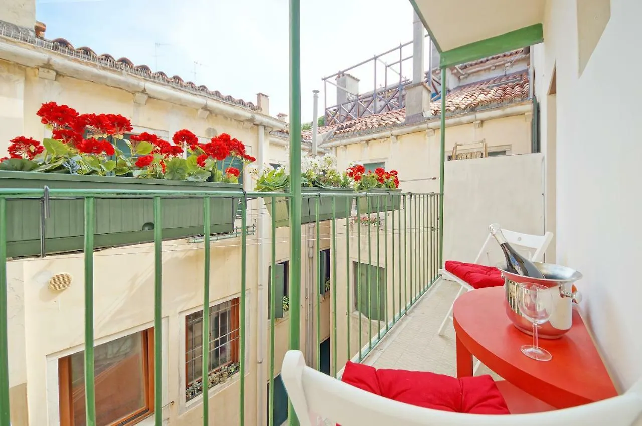 Calle Dei Fabbri Apartment Venice