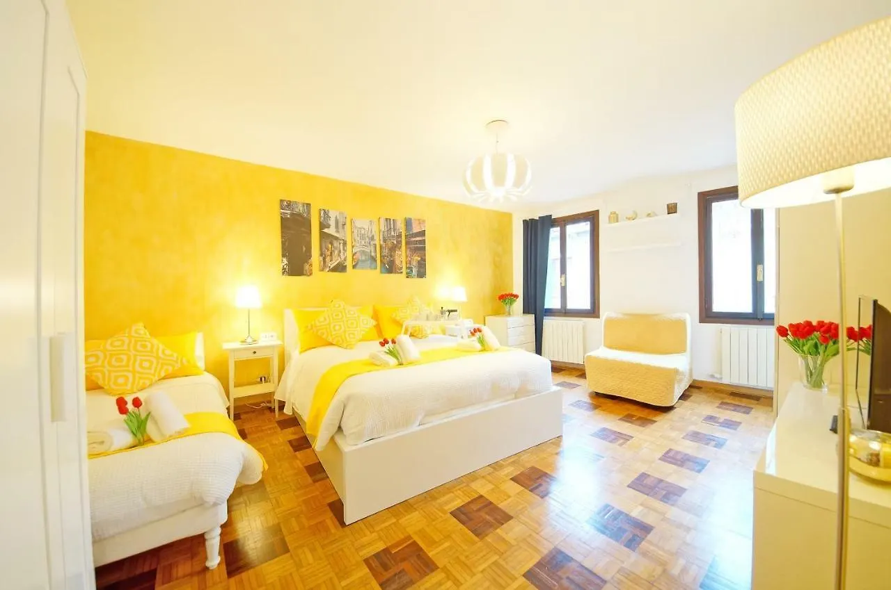 Calle Dei Fabbri Apartment Venice