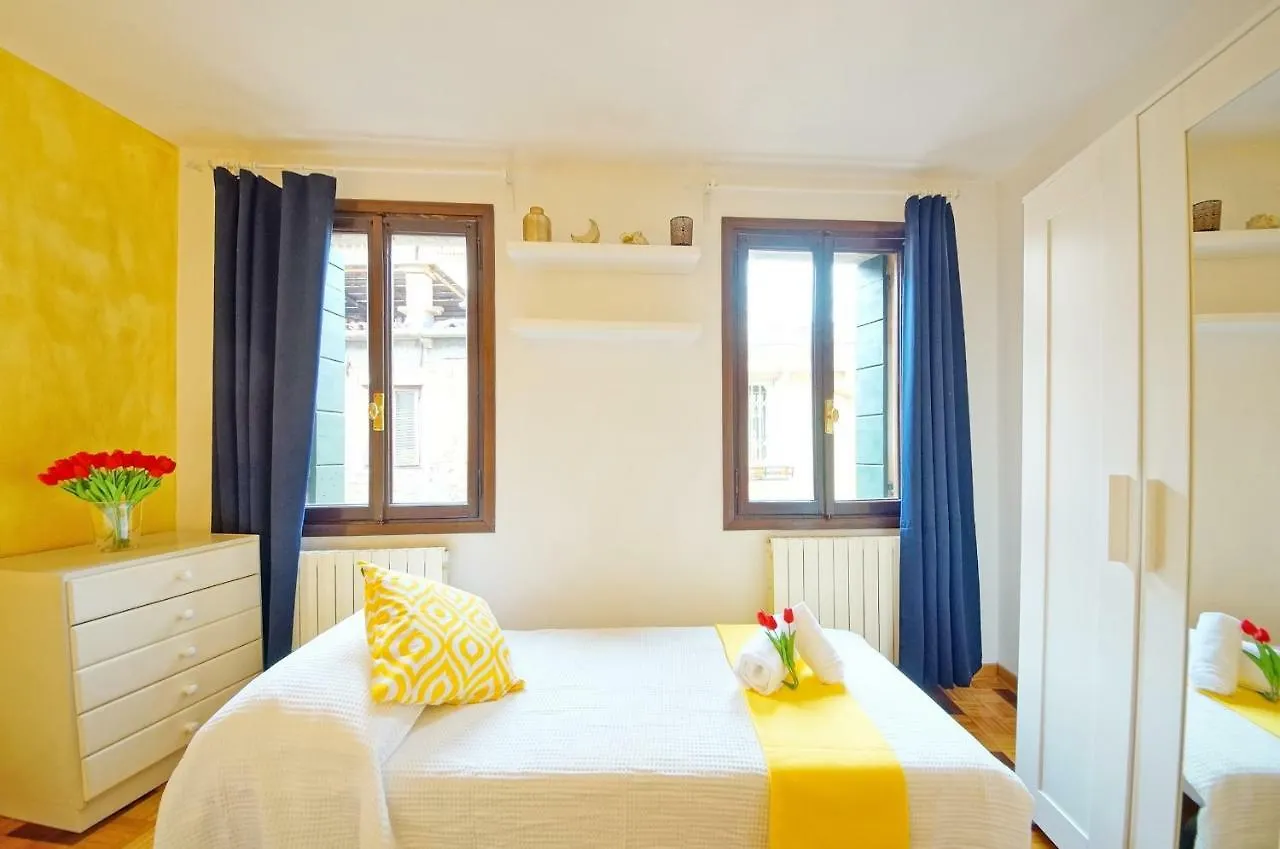 Calle Dei Fabbri Apartment Venice